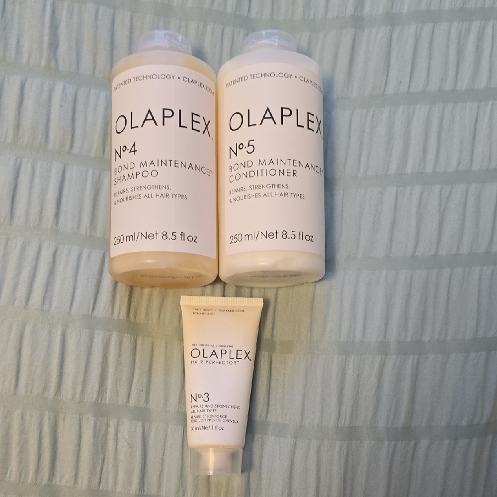 OLAPLEX No.4, No.5, and No.3 Hair Care Trio